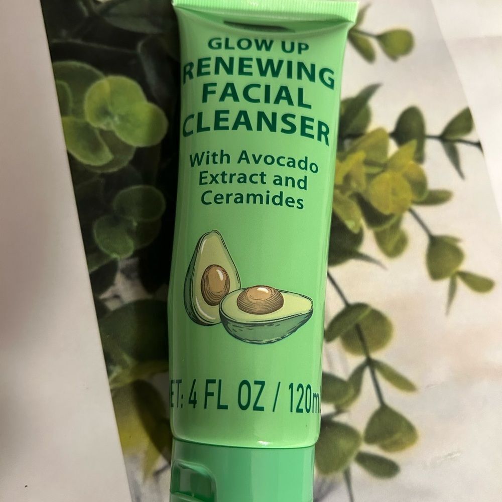 🛍️b•pure Glow Up Facial Cleanser Avocado Ceramides 4.4 FL OZ 120 ml💥 - Picture 6 of 7